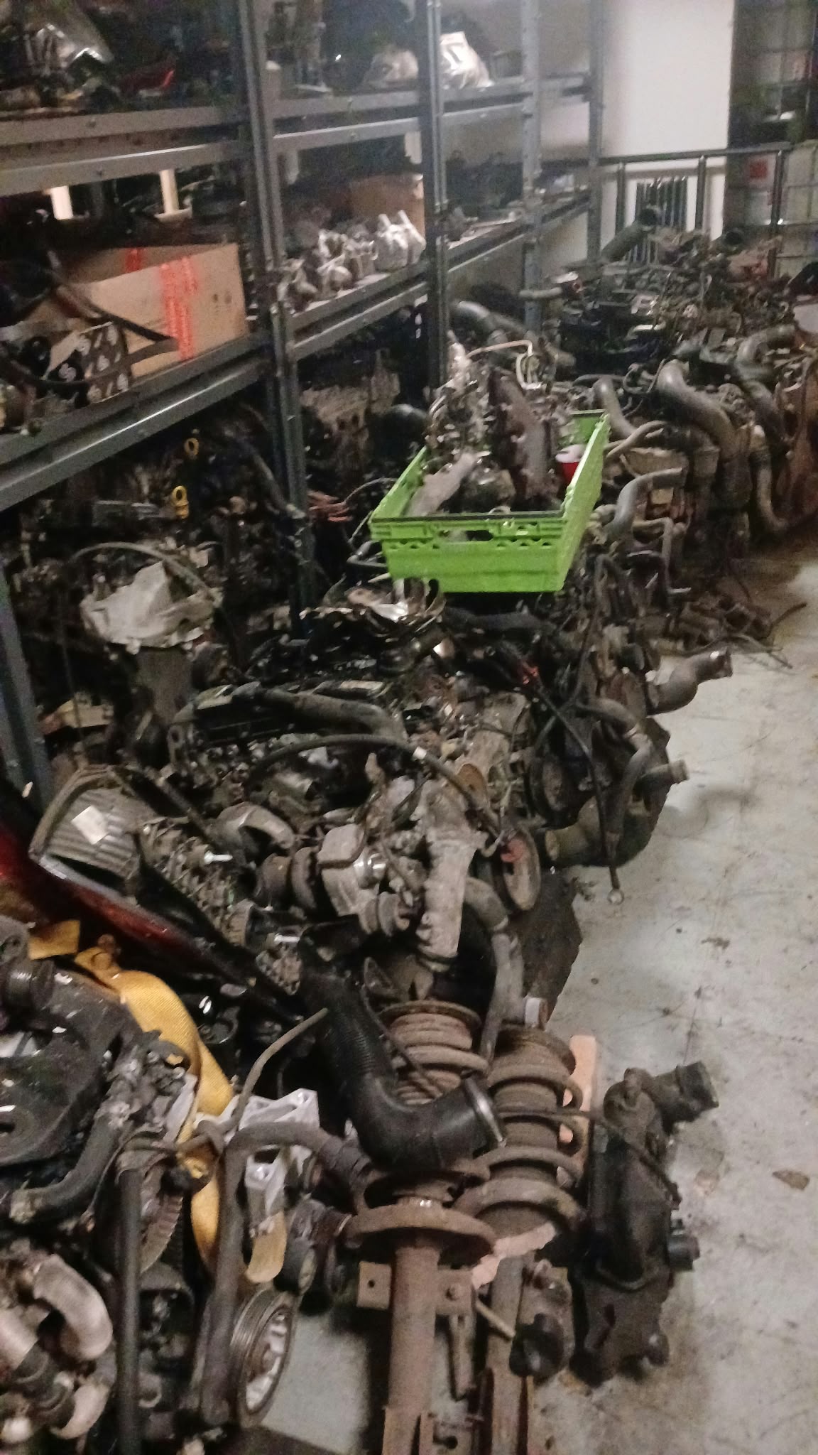Used engines and running gear in stock